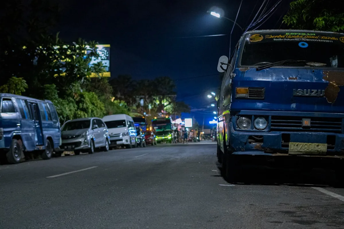 Bali Road Night Lights — North Bali Airports